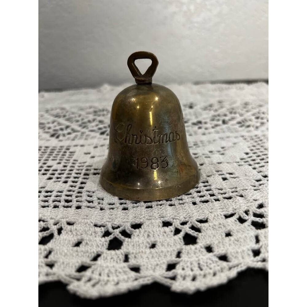🔔✨ Vintage 1983 Brass Christmas Bell ✨🔔